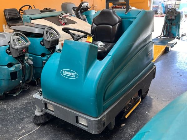 Tennant T15 floor scrubber
