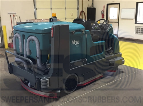 Tennant M30 Sweeper Scrubber