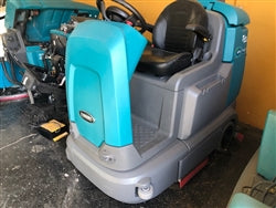 Tennant T12 floor scrubber